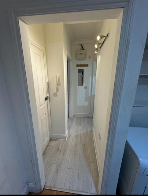 Central Apartment Paddington Лондон Номер фото