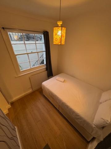 Central Apartment Paddington Лондон Номер фото